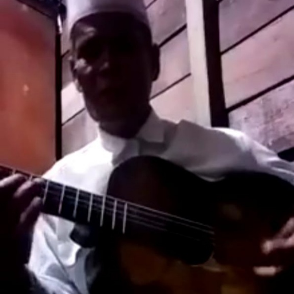Kerap Bawakan Lagu Daerah Rajali Gitaris Sempat Viral di Medsos