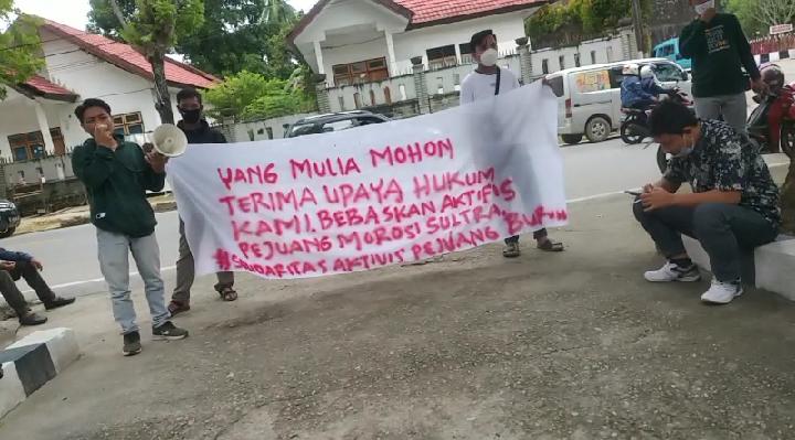 Gelar Unras, SAPB Tuntut Agar 5 Aktivis Buruh Morosi Dibebaskan