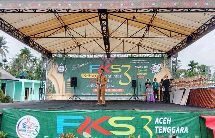 Festival Kreasi Santri Ke-3 Aceh Tenggara Dibuka, Bupati : Santri Adalah Investasi