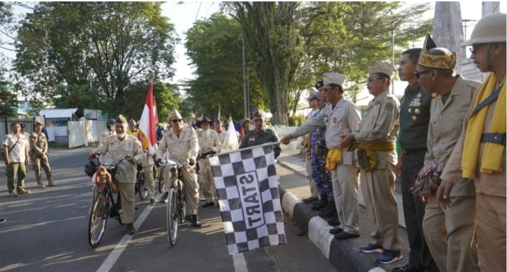 Gubernur Kalsel Berikan Hadiah Umrah Gratis Kepada Para Onthelis di HUT Ke-74 Tentara ALRI Kalimantan